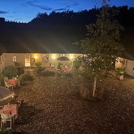 Sankt Helene Ostello